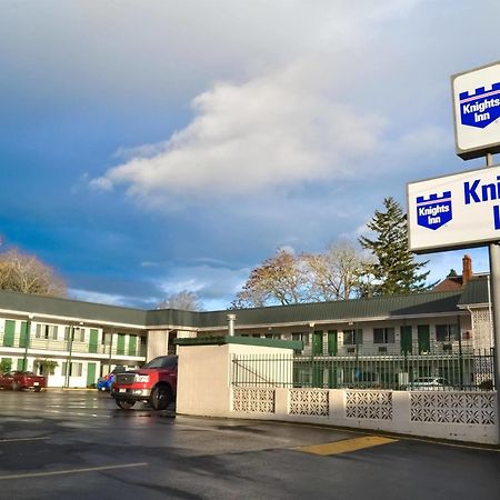 Knights Inn Сейлем Экстерьер фото