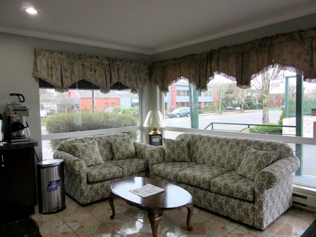 Knights Inn Сейлем Экстерьер фото